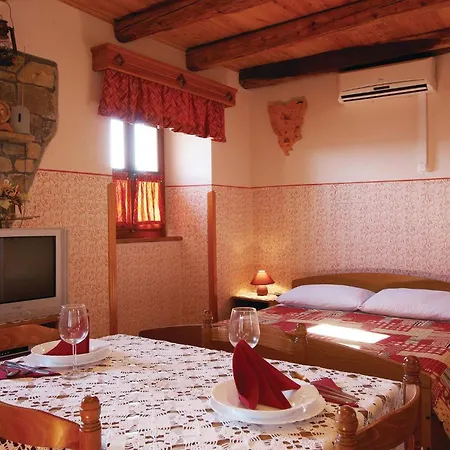 Holiday home Frki V *