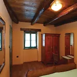 Nyaraló Frki V Juradi