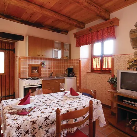 3 Bedroom Stunning In Frki *