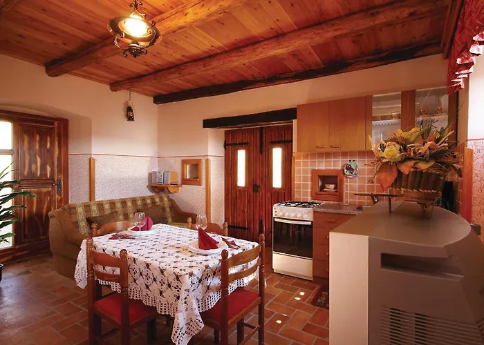 Frki V Tatil Evi Grimalda